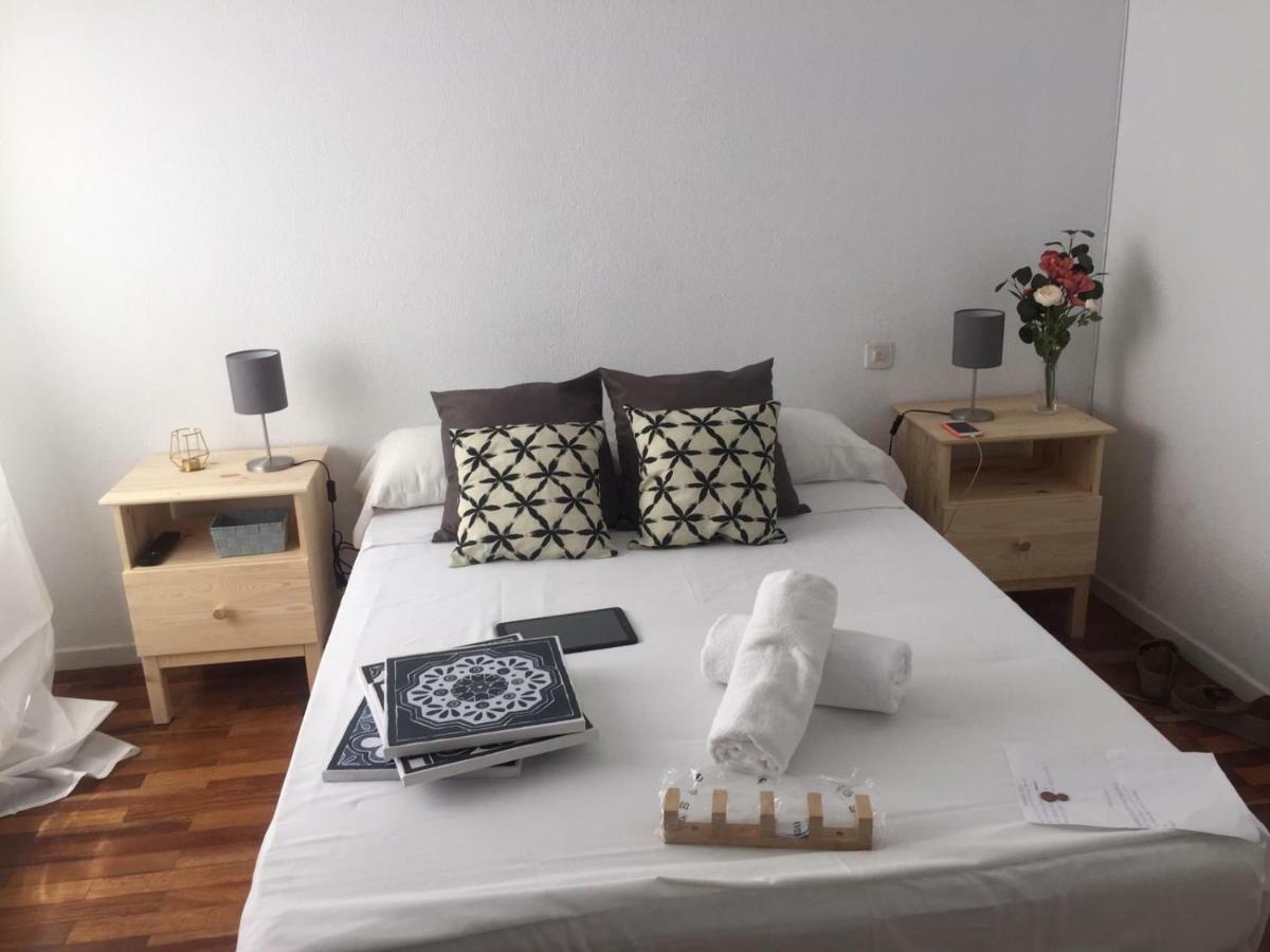 Gran Via Valverde Apartaments & Rooms Parking, Madrid