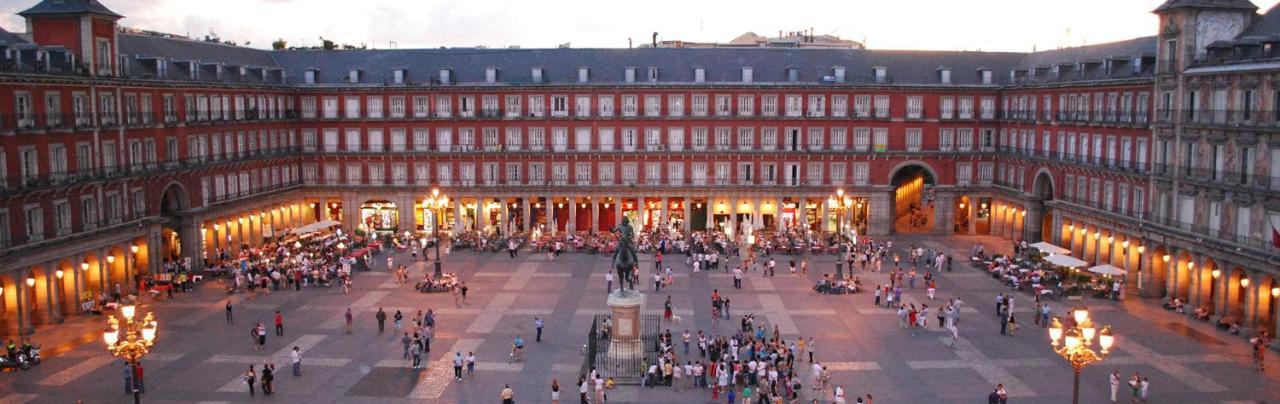 Gran Via Valverde Apartaments & Rooms Parking — Photos 2